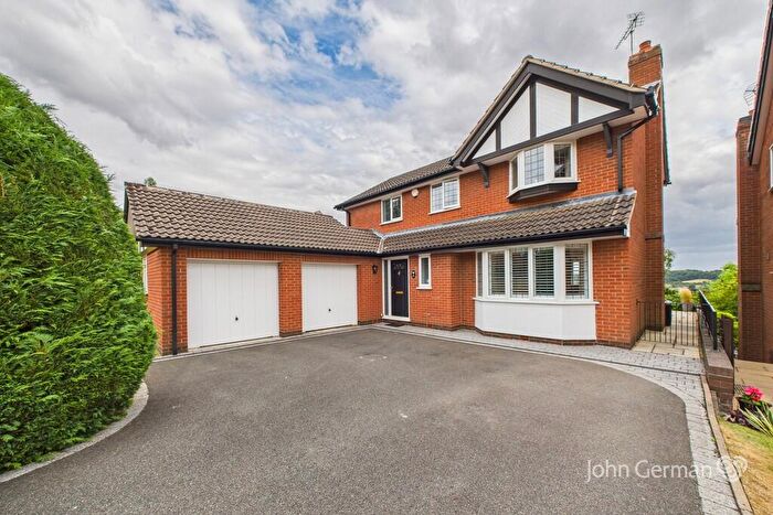 4 Bedroom Detached House For Sale In Meynell Rise, Ashbourne, DE6