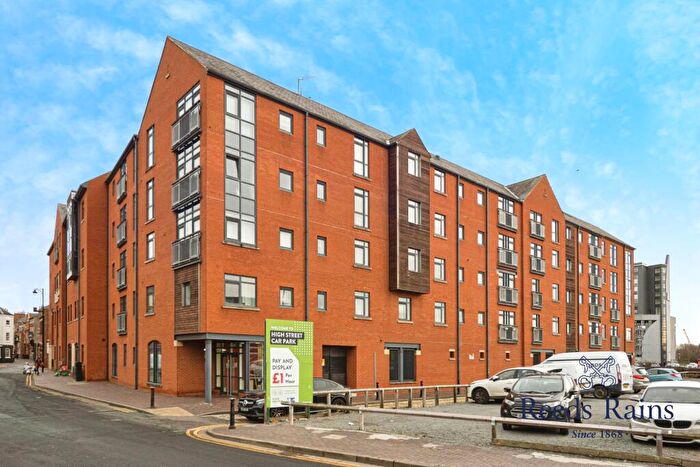2 Bedroom Apartment For Sale In High Street, Hull, East Yorkshire, HU1