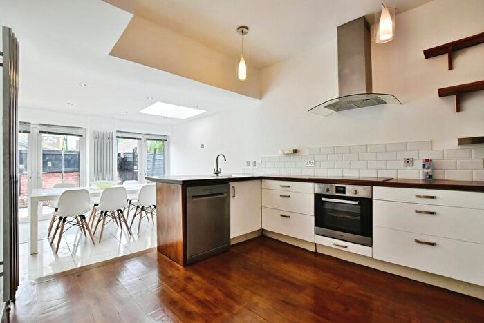 2 Bedroom End Of Terrace House To Rent In School Lane, Manchester, Greater Manchester, M20