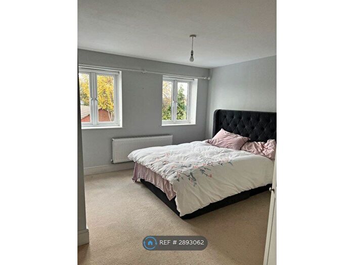 2 Bedroom Semi Detached House To Rent In Grays Road, Birmingham, B17