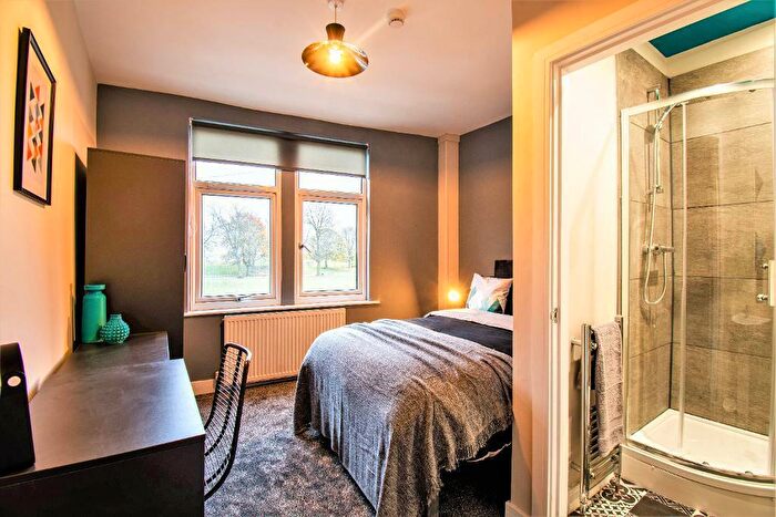 1 Bedroom House Of Multiple Occupation To Rent In East Park Parade, Osmondthorpe, Leeds, LS9