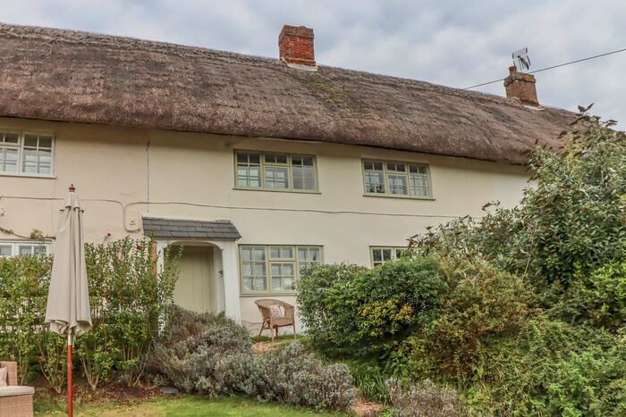 2 Bedroom Cottage For Sale In Amport, Andover, Hampshire, SP11