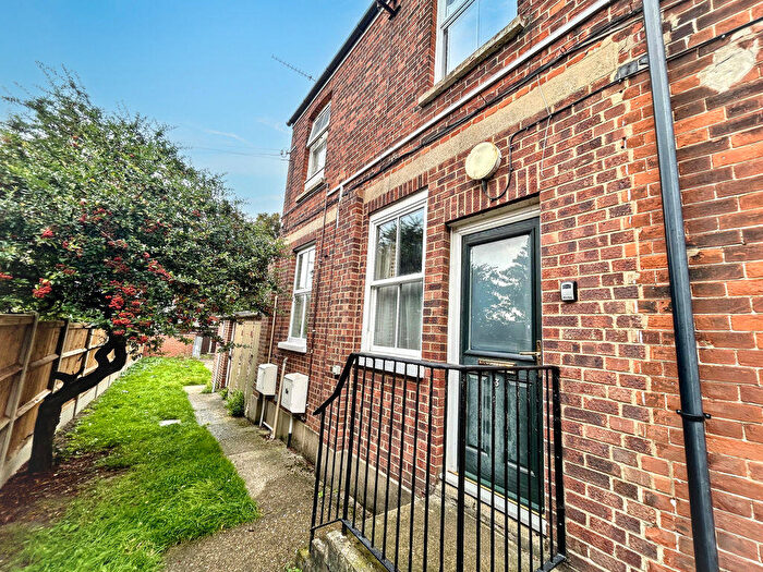 1 Bedroom Flat For Sale In Avondale Road, Gorleston, NR31