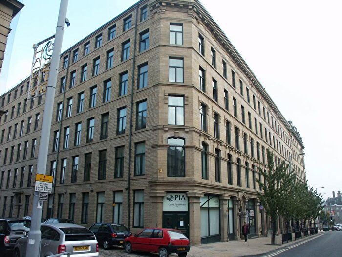 1 Bedroom Apartment To Rent In Broadgate House, Broad Street, Bradford, West Yorkshire, BD1