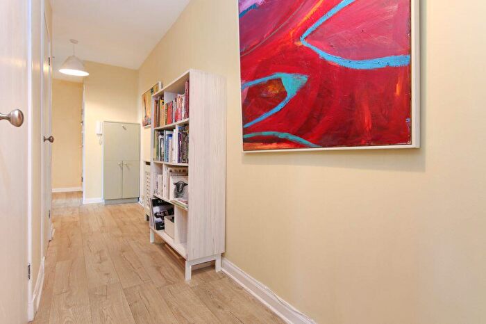 1 Bedroom Flat For Sale In / Moira Terrace, Craigentinny, Edinburgh, EH7