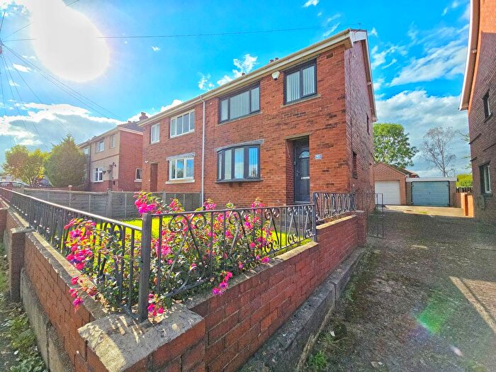 3 Bedroom Semi-Detached House For Sale In Ballfield Lane, Darton, Barnsley, S75