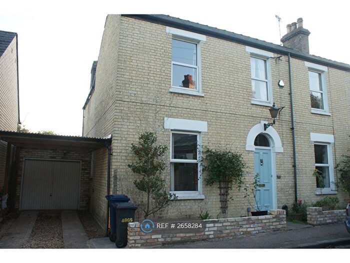 3 Bedroom Semi-Detached House To Rent In George Street, Cambridge, CB4