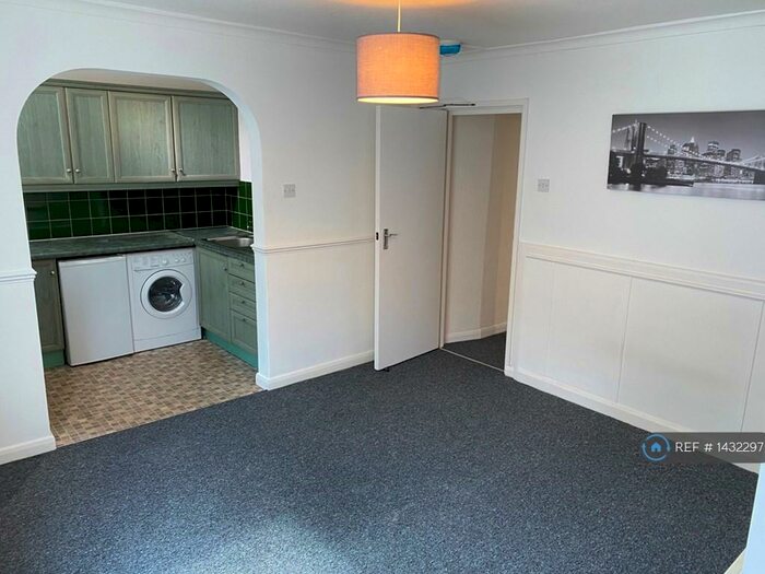 1 Bedroom Flat To Rent In Southampton Street, Reading, RG1