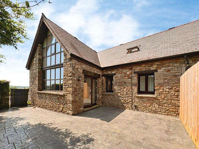 2 Bedroom House To Rent In Eglwys Nunnydd, Margam, SA13
