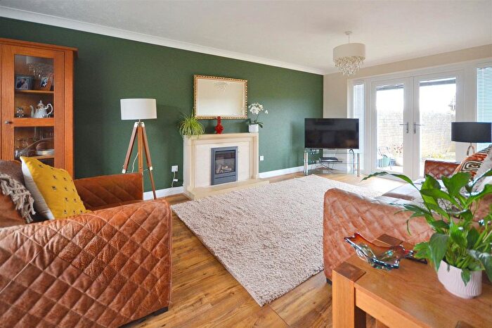 3 Bedroom Detached Bungalow For Sale In Foxglove Close, Wyke, Gillingham, SP8
