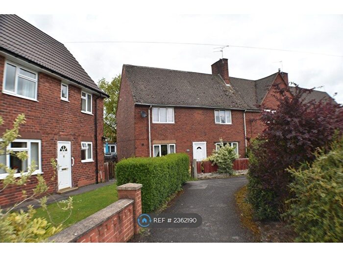 4 Bedroom End Of Terrace House To Rent In Heath Road, Holmewood, Chesterfield, S42