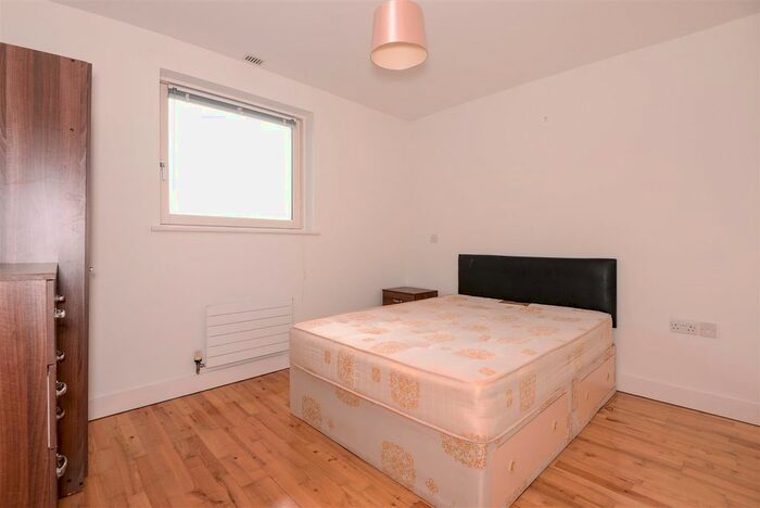 1 Bedroom Flat To Rent In Iceworks, Leeds, LS2