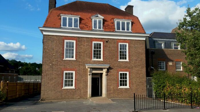 1 Bedroom Apartment To Rent In Station Road North Merstham, RH1