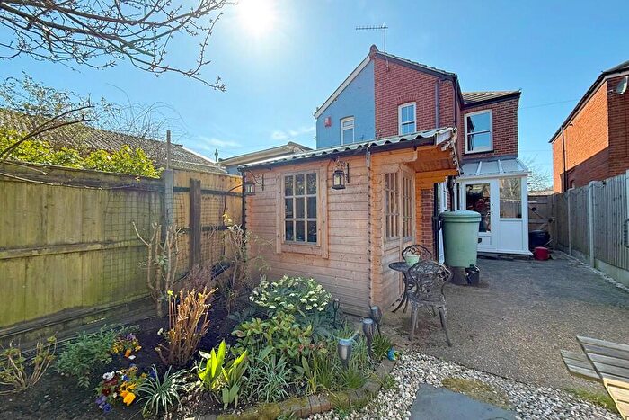 2 Bedroom Semi-Detached House For Sale In Waterloo Road, Lymington, Hampshire, SO41