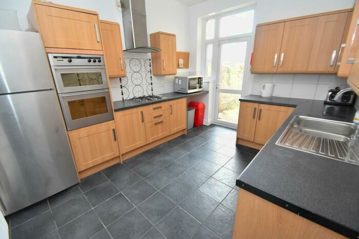 6 Bedroom House To Rent In Cogan Terrace, Cathays, Cardiff, CF24