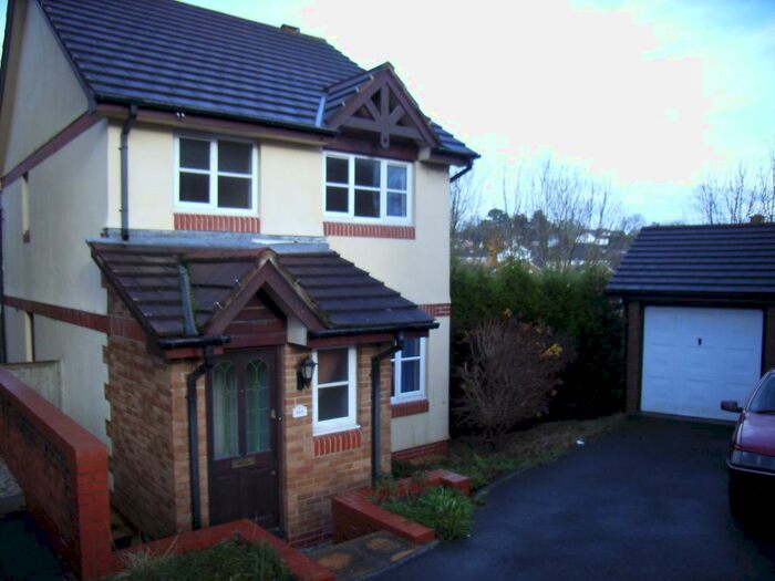 3 Bedroom Detached House To Rent In Manor View, Par, Cornwall, PL24