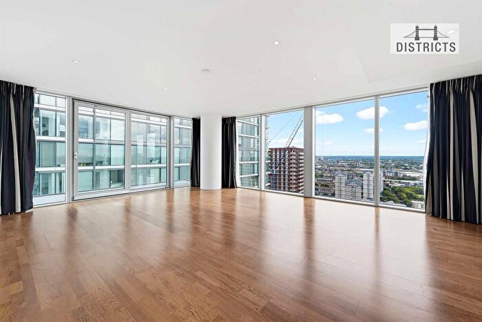 3 Bedroom Flat To Rent In Landmark West Tower, Marsh Wall, E14