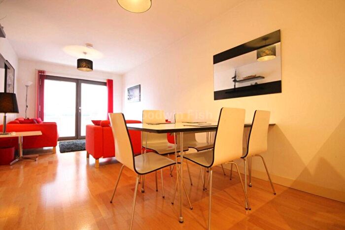 2 Bedroom Apartment To Rent In Rossetti Place, Lower Byrom Street, Manchester, M3