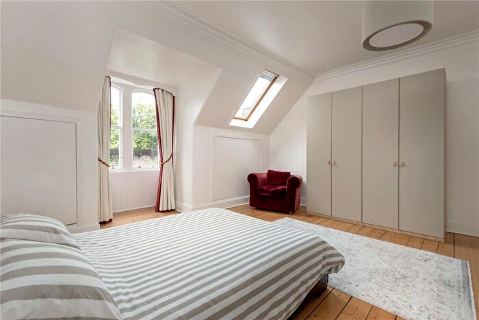 2 Bedroom Apartment To Rent In Lansdowne Crescent, Edinburgh, Midlothian, EH12
