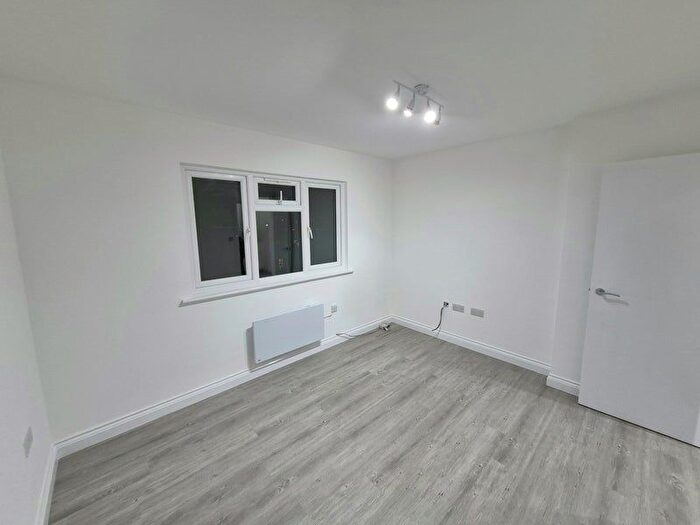 1 Bedroom Flat To Rent In Hendon, NW4