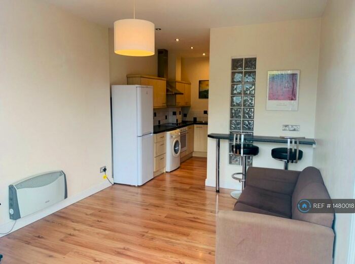 1 Bedroom Flat To Rent In Broomhill, Sheffield, S10