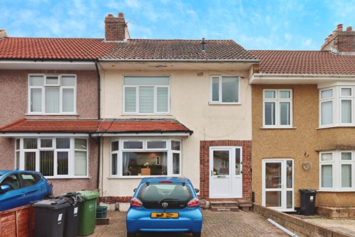 2 Bedroom Flat For Sale In Kipling Road, Bristol, BS7