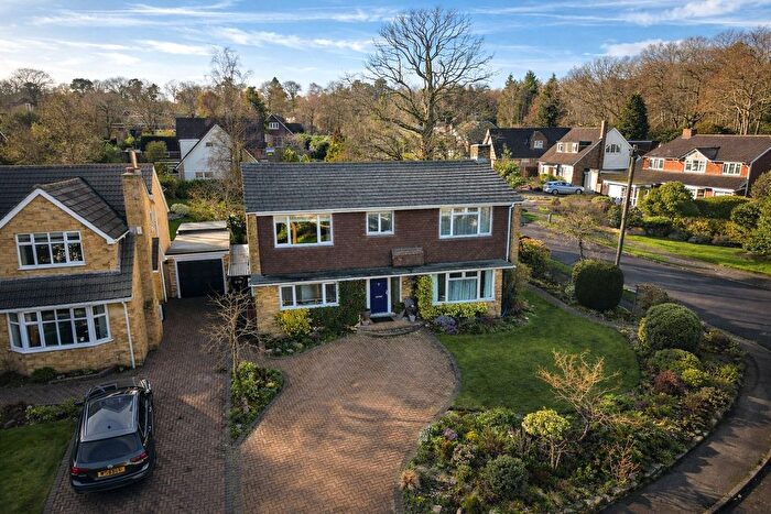 4 Bedroom Detached House For Sale In Copse Avenue, Farnham, Surrey, GU9