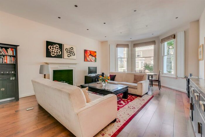 2 Bedroom Flat To Rent In Redcliffe Gardens, SW10