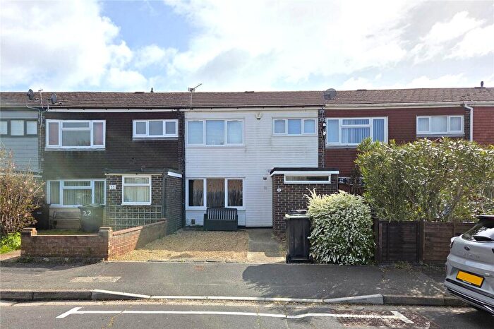 3 Bedroom Terraced House For Sale In Elm Park Road, Havant, Hampshire, PO9