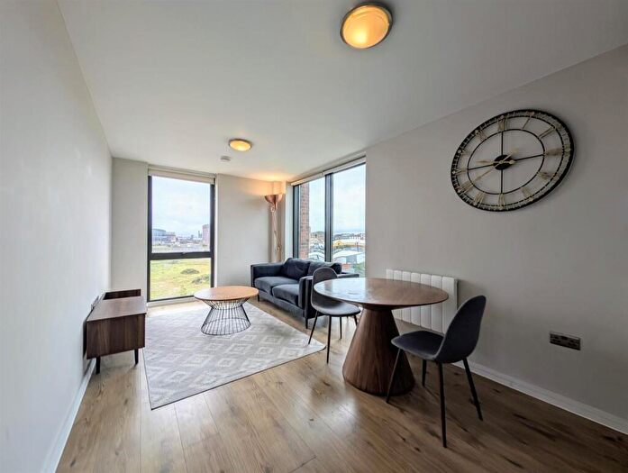 1 Bedroom Apartment To Rent In Jesse Hartley Way, Liverpool, L3