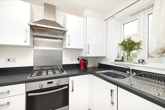 2 Bedroom Terraced House For Sale In Auld Coal Road, Bonnyrigg, EH19