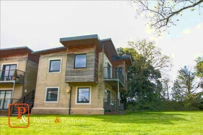 2 Bedroom Apartment For Sale In Layer Road, Abberton, Colchester, Essex, CO5