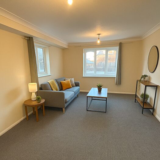 2 Bedroom Flat To Rent In Stirling Grove, Hounslow, TW3