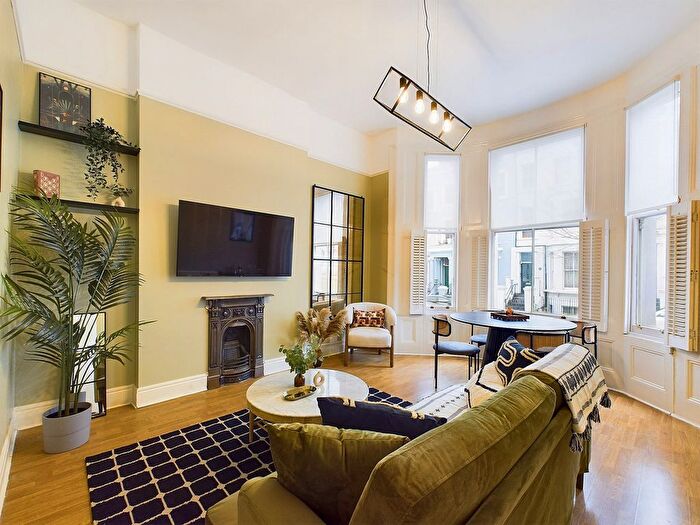 1 Bedroom Flat To Rent In Notting Hill, W11