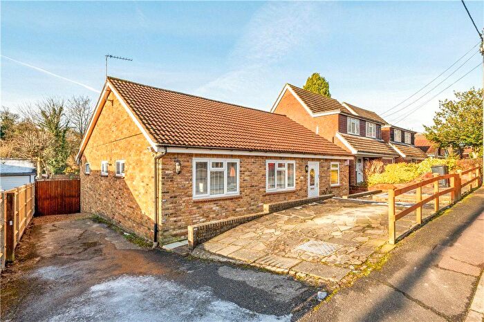 3 Bedroom Bungalow For Sale In Victoria Gardens, Biggin Hill, Westerham, TN16