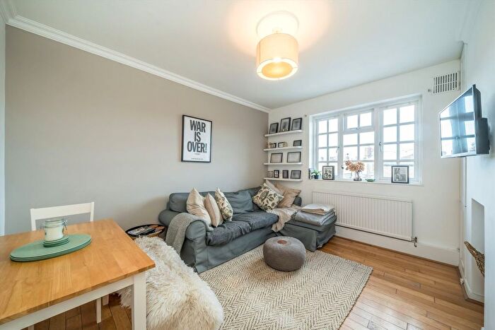 2 Bedroom Flat For Sale In Clarke House, Clapham, SW4