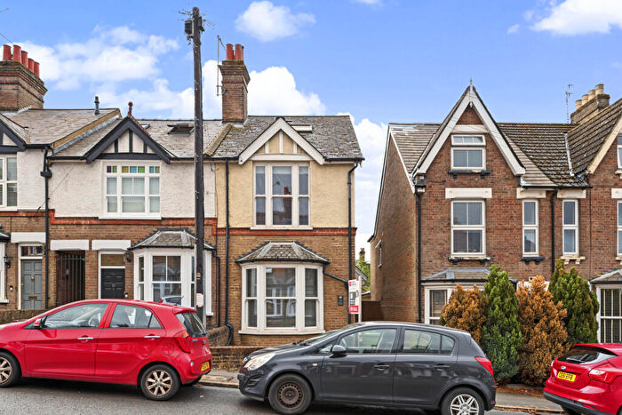4 Bedroom End Of Terrace House For Sale In Eskdale Avenue, Chesham, HP5