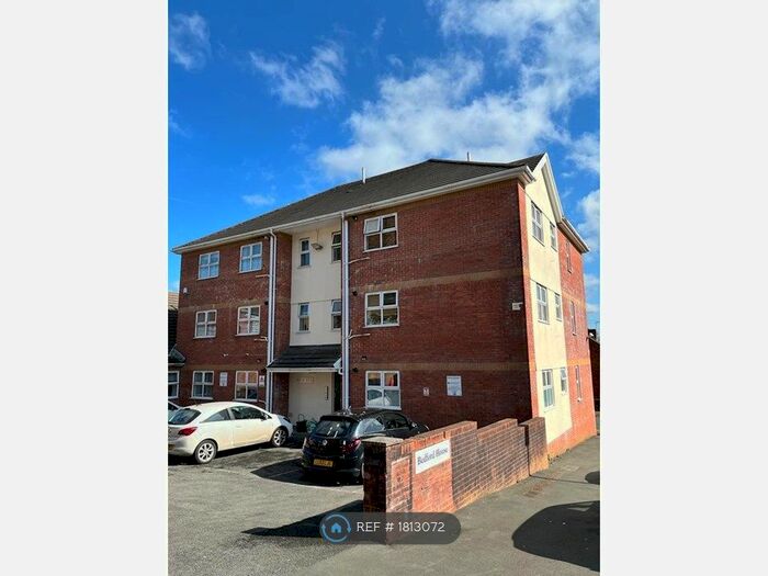 1 Bedroom Flat To Rent In Crown Street, Morriston, Swansea, SA6