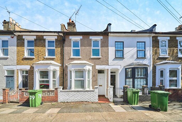 2 Bedroom Terraced House For Sale In Vernon Road, Stratford, London, E15