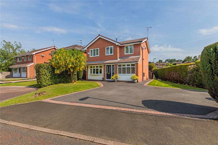 4 Bedroom Detached House For Sale In Fisherfield, Norden, Rochdale, OL12