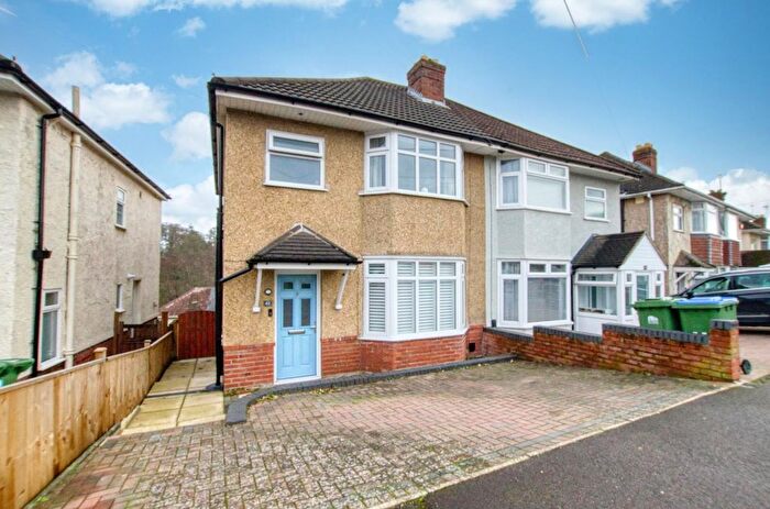 4 Bedroom Semi-Detached House For Sale In Archery Grove, Woolston, Southampton, SO19