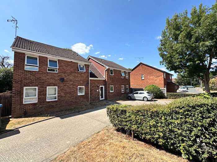 Studio To Rent In Darnay Rise, Chelmsford, Essex, CM1