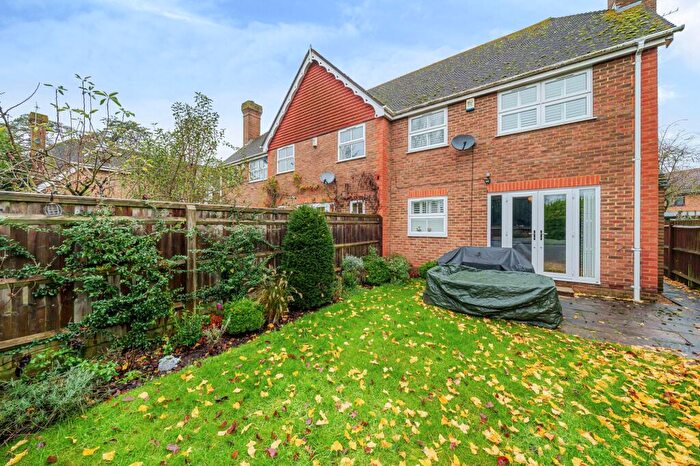 2 Bedroom End Of Terrace House To Rent In Burfield Road, Old Windsor, SL4