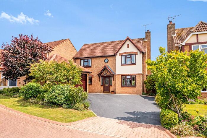 4 Bedroom Detached House For Sale In Lantern Close, Berkeley, GL13