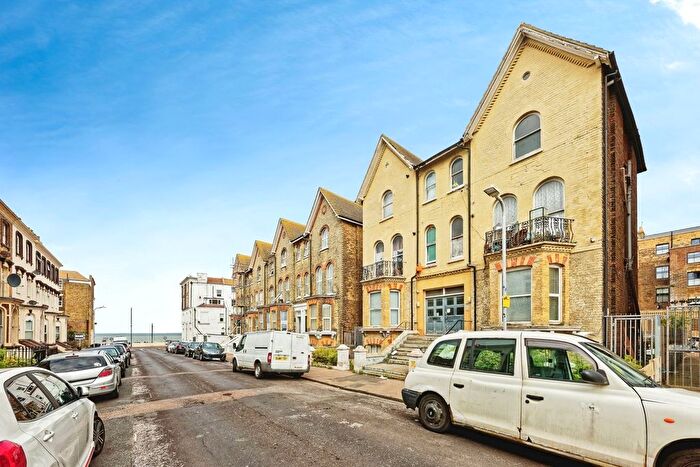 1 Bedroom Flat For Sale In Athelstan Road, Margate, Kent, CT9