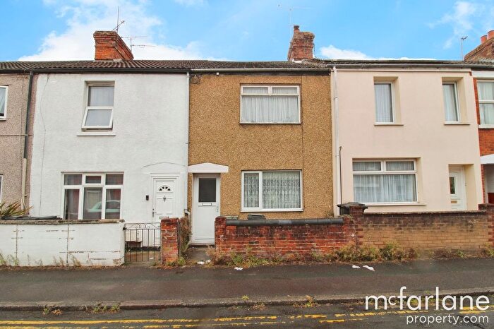 2 Bedroom Terraced House For Sale In Summers Street, Swindon, SN2