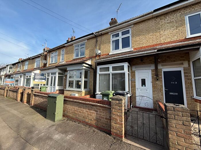 3 Bedroom Terraced House To Rent In Belsize Avenue, Woodston, Peterborough, PE2