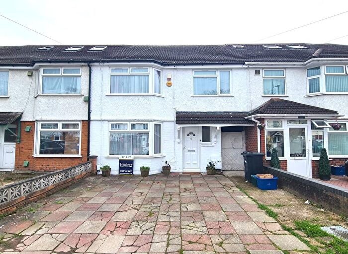 4 Bedroom Terraced House To Rent In Mornington Crescent, Hounslow, TW5