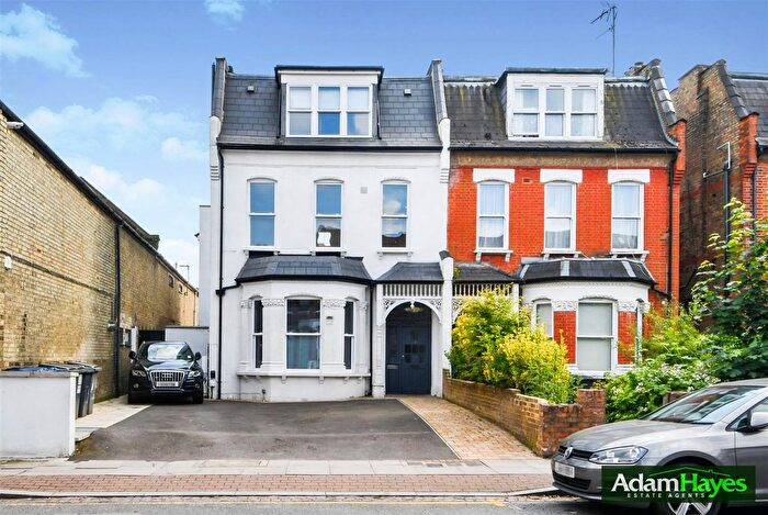 1 Bedroom Flat For Sale In Woodside Park Road, North Finchley, N12