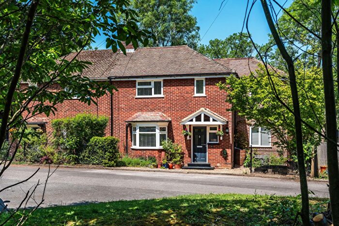 3 Bedroom Semi-Detached House For Sale In Fort Road, Halstead, Sevenoaks, Kent, TN14